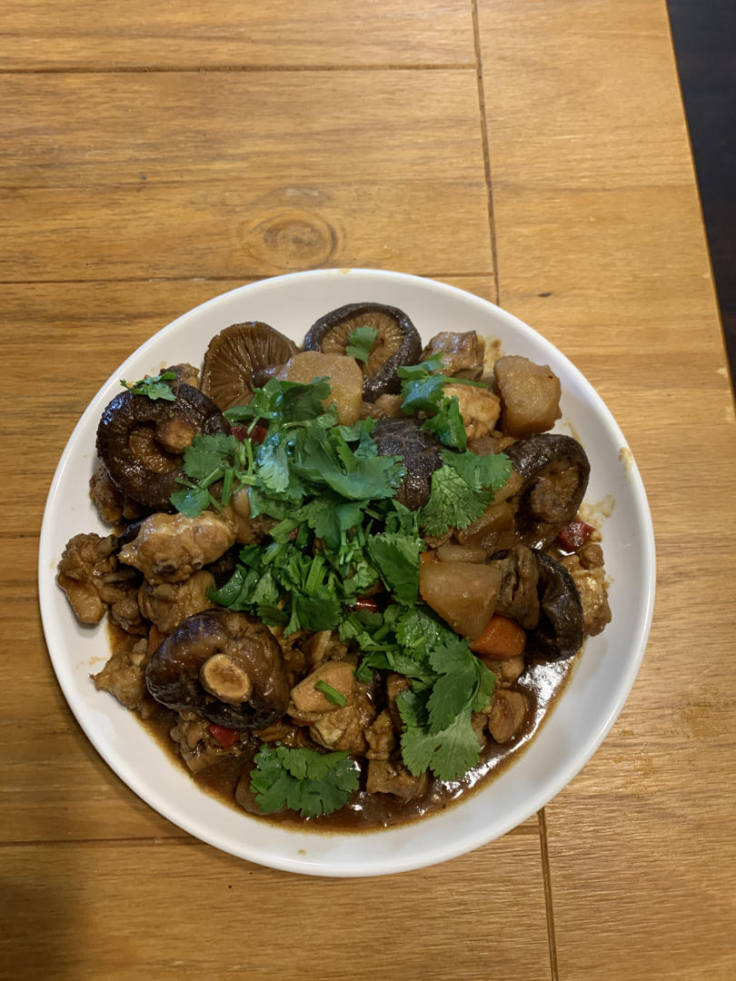 红烧土豆炖鸡块（鸡腿）