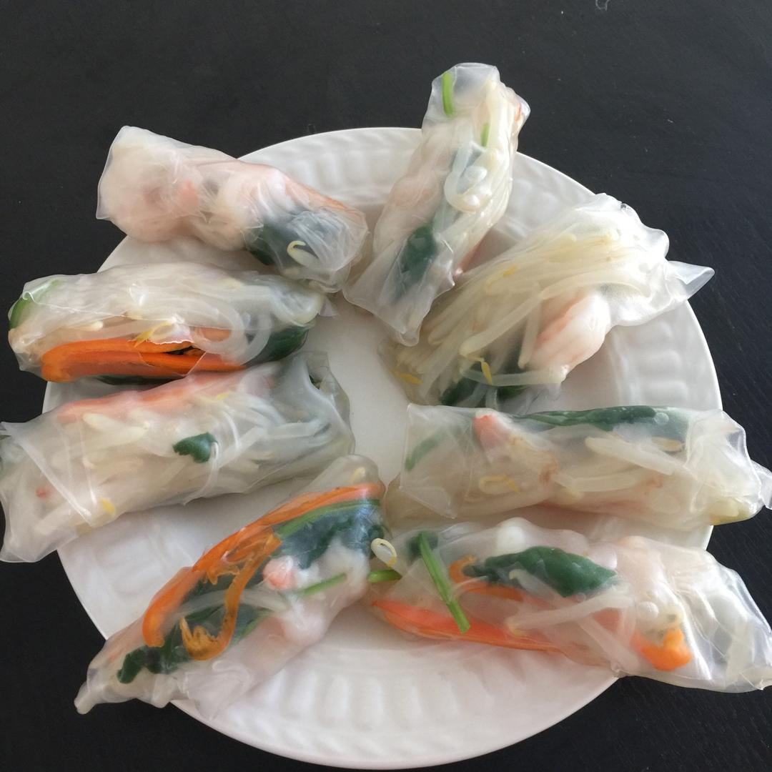鲜虾牛油果米纸卷