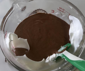 巧克力裸蛋糕的做法 步骤7