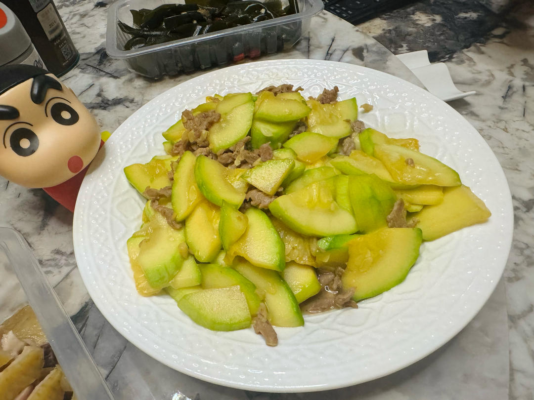 笋瓜炒肉丝