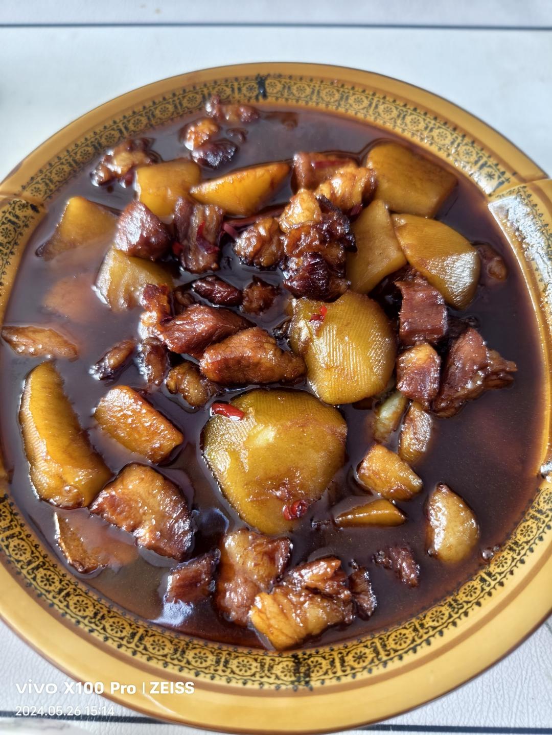 不焯水不放油的家常红烧肉