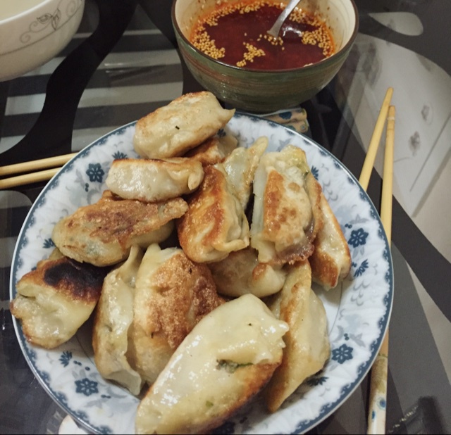 超级简单做煎饺