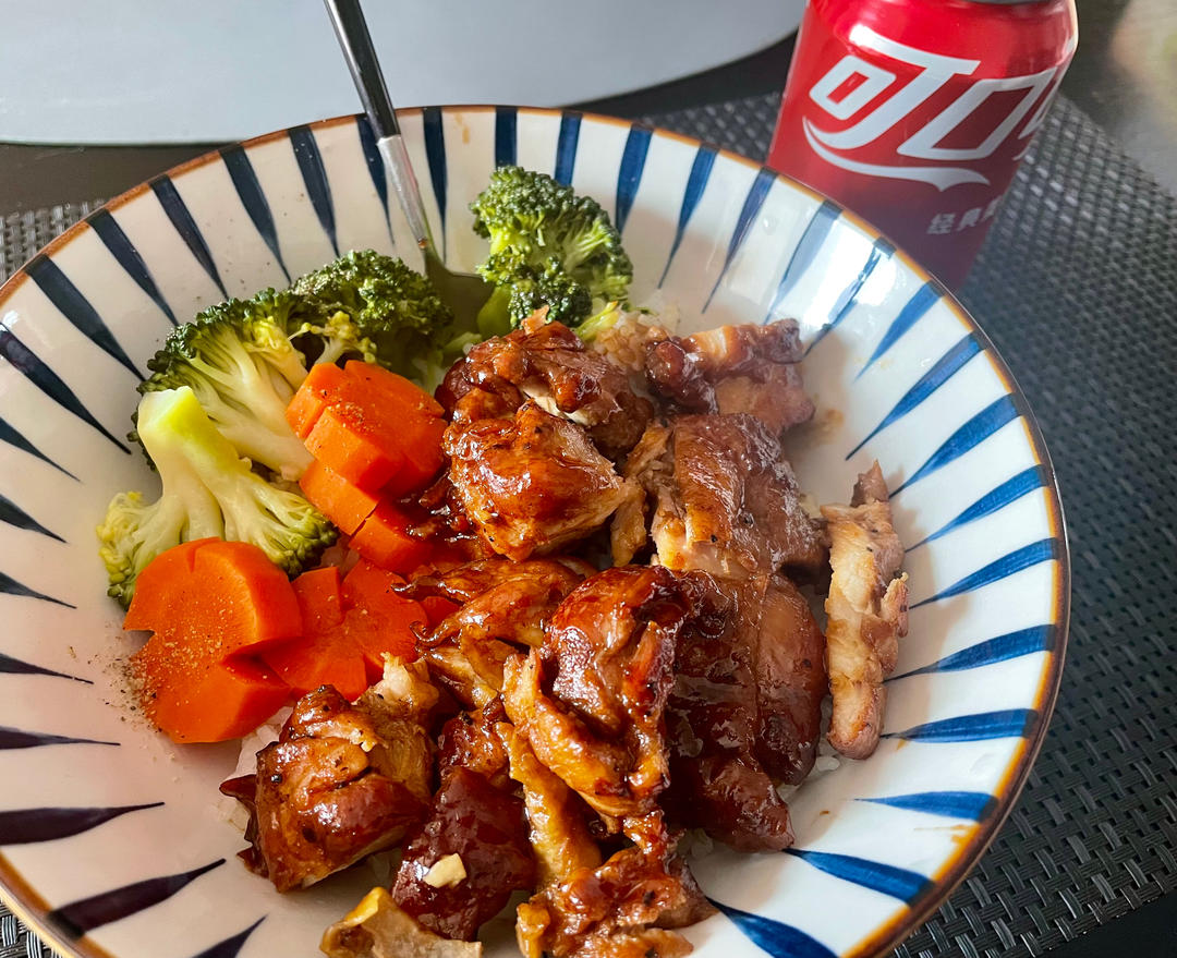 照烧鸡腿饭