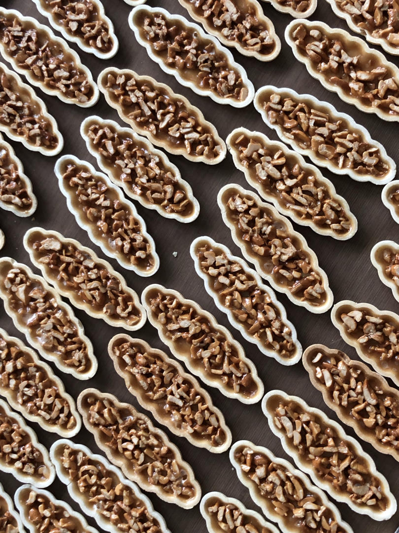 杏仁焦糖糯米船