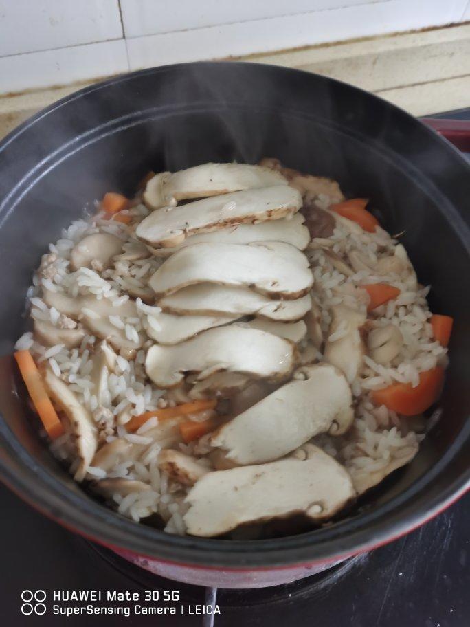 松茸焖饭