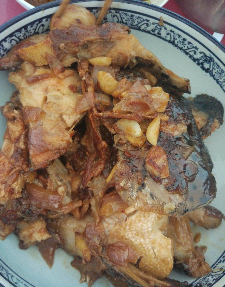 这么做《中餐厅》里的砂锅鱼头煲，超简单！