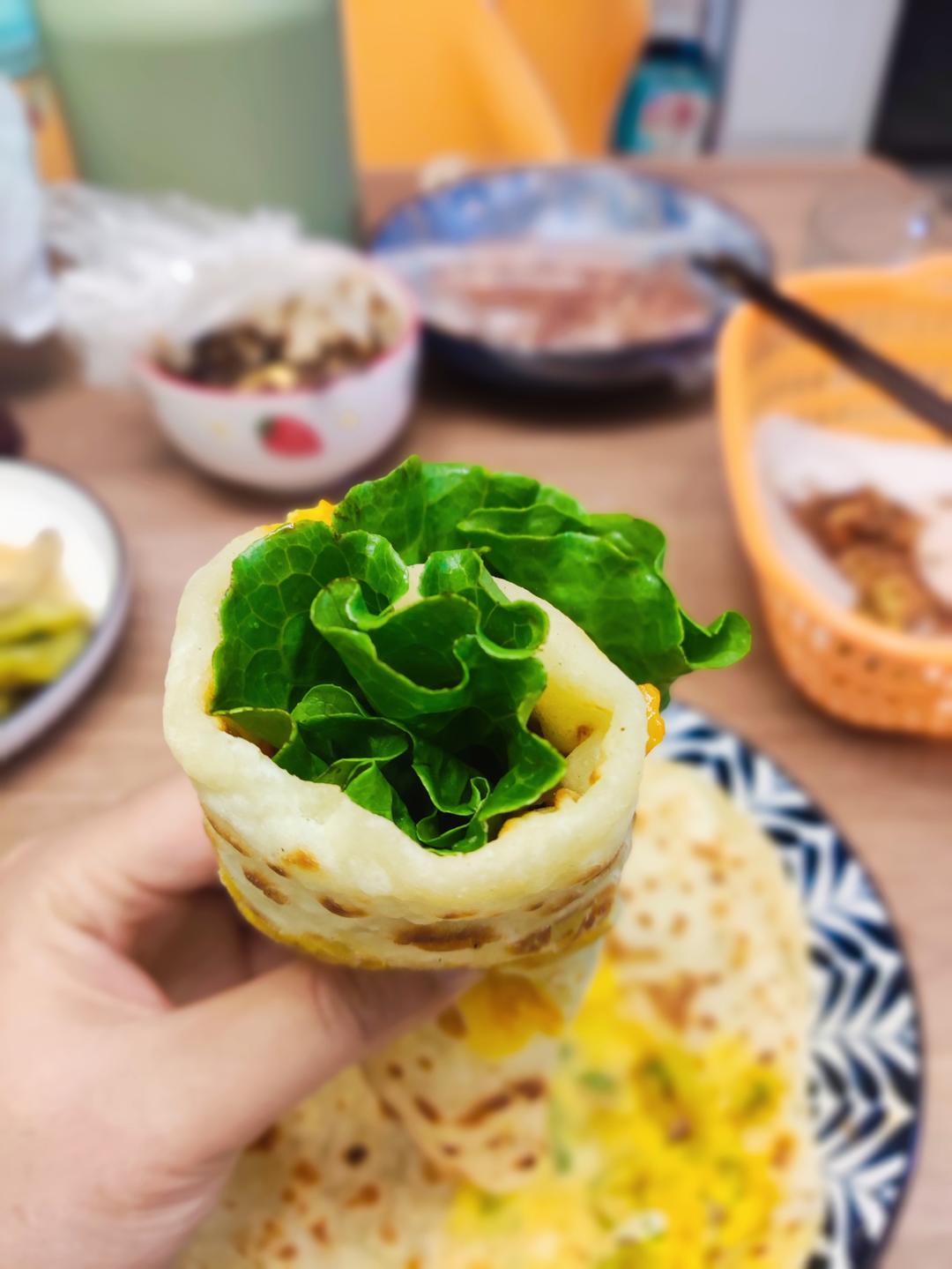 鸡蛋灌饼的做法