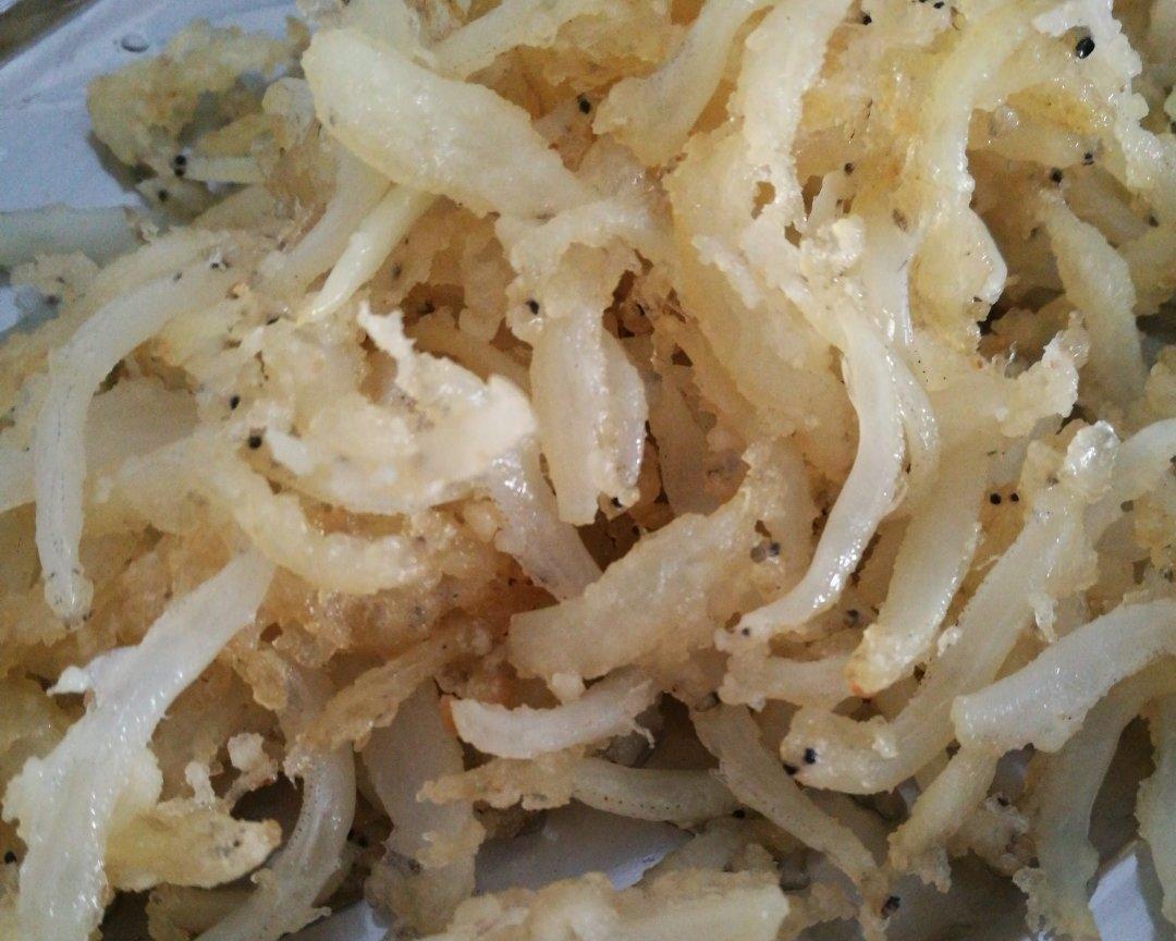 酥炸白铈筌的做法
