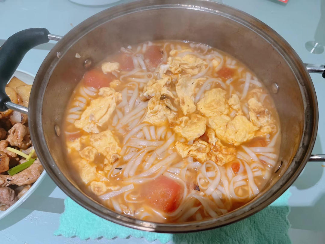 简单好吃的肉丝面 连汤都喝光光