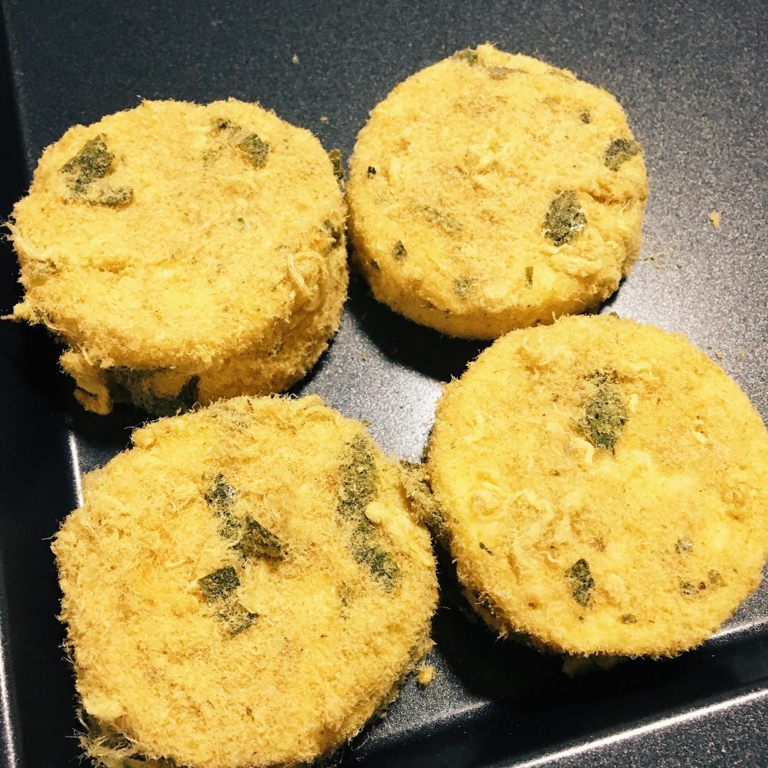爆浆肉松小贝