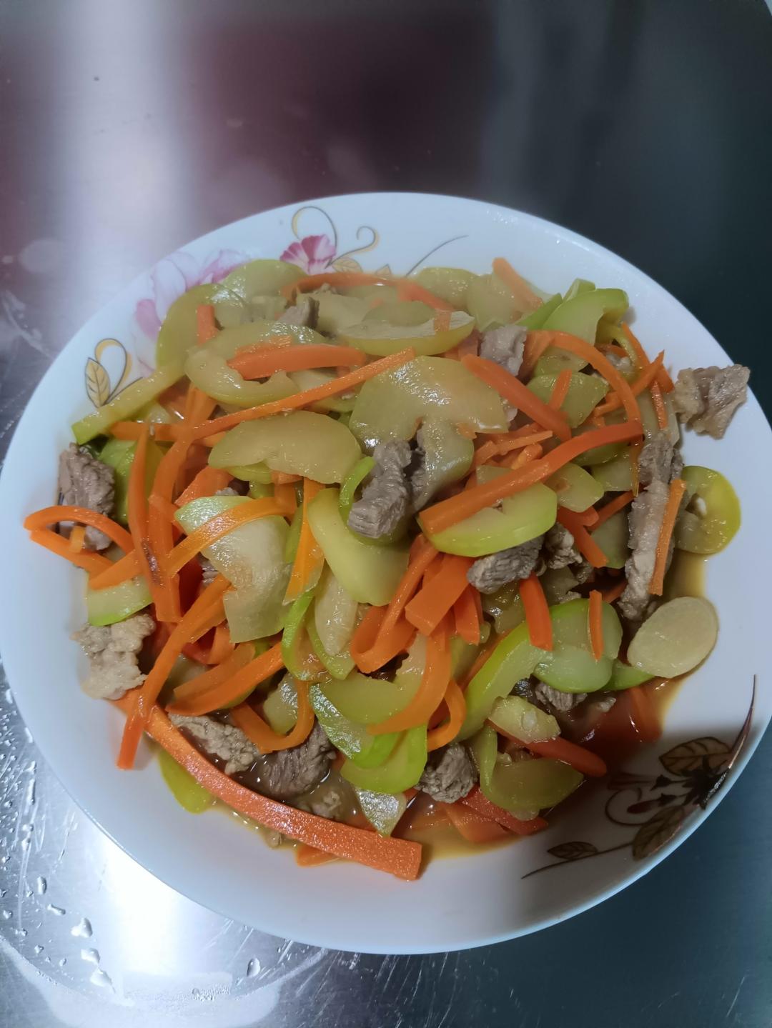 青瓜胡萝卜🥕炒肉