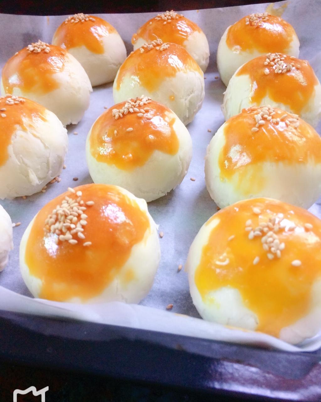 从炒红豆沙开始做蛋黄酥（视频）