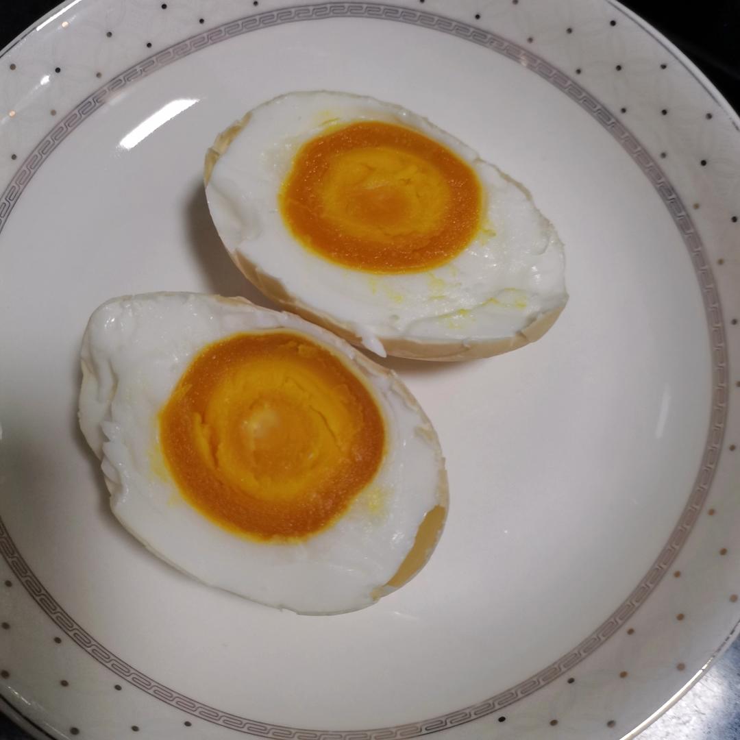 不咸可以空口吃的翻砂咸鸭蛋