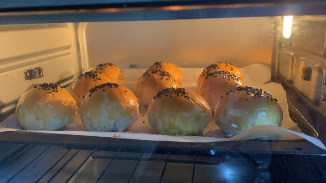 超简单 免揉 酥掉渣的蛋黄酥(超详细附全程视频)不破酥『万能酥皮』