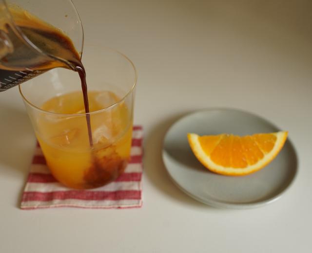 橙汁冰美式🍊