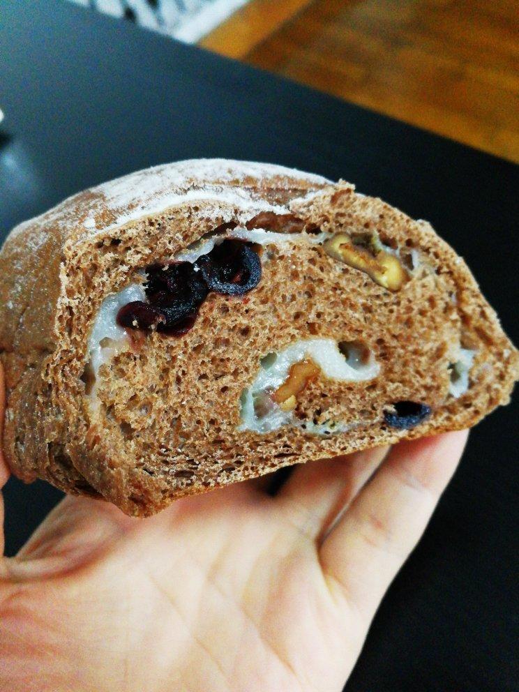 麻薯核桃夹心软欧包