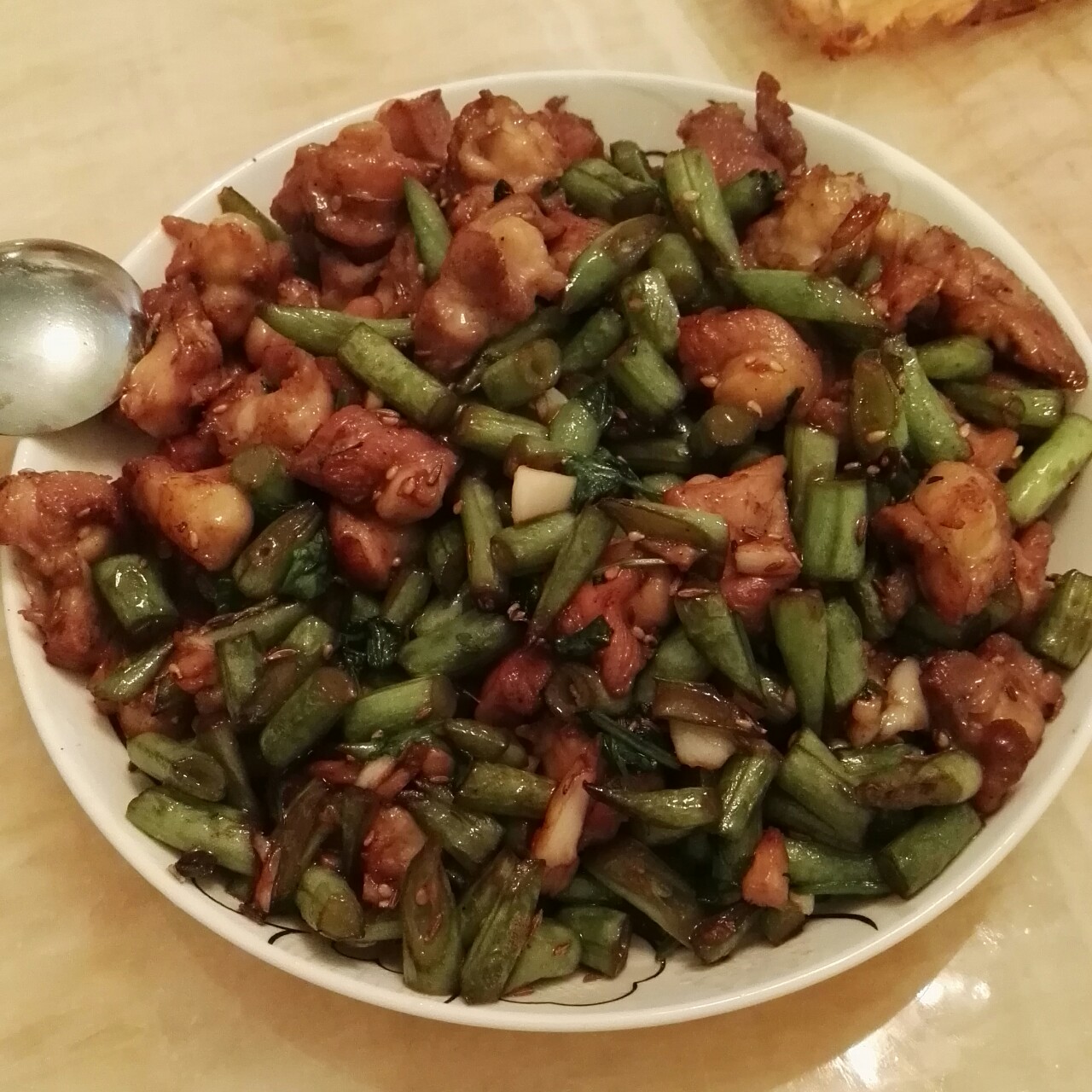 四季豆炒鸡脆骨