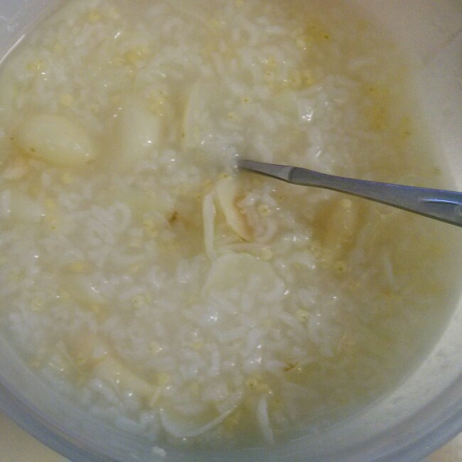 小米百合粥