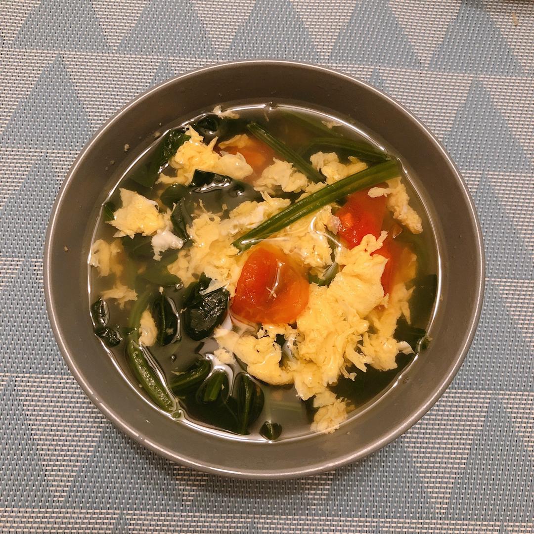 yocccc做的西红柿菠菜鸡蛋汤