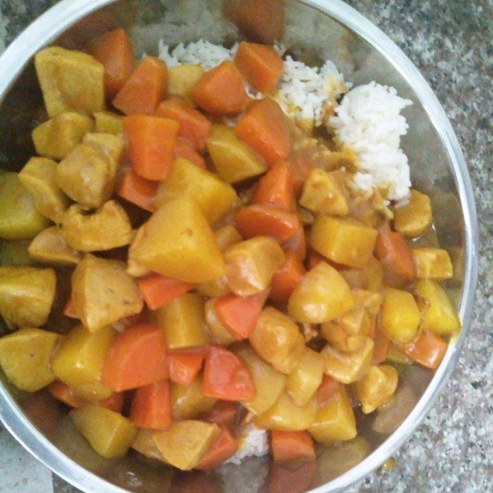 一学就会的土豆鸡肉咖喱饭