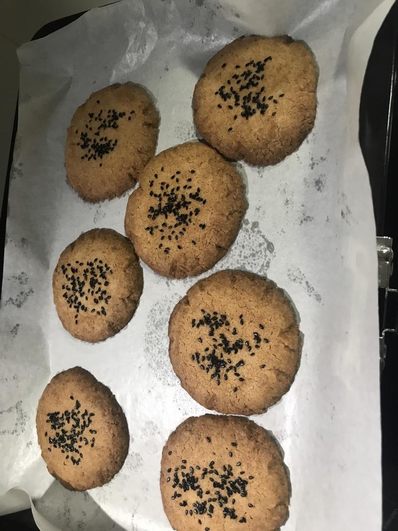 轻轻一按就碎掉的原味桃酥（不输猪油版）