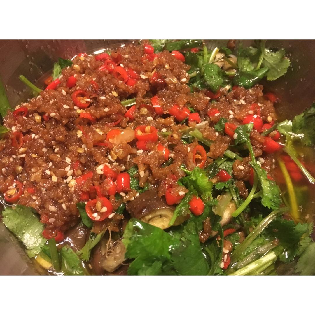蒜泥拌蒸茄条