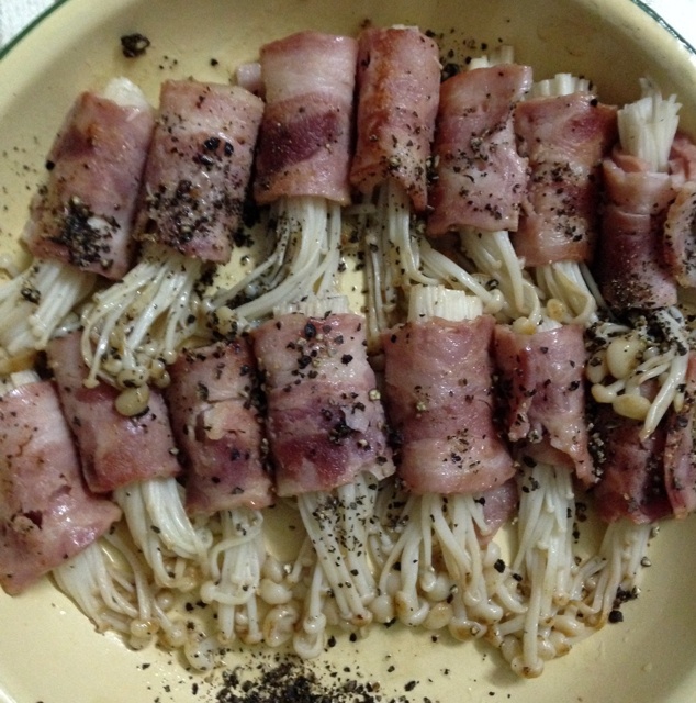 香煎培根金针菇卷