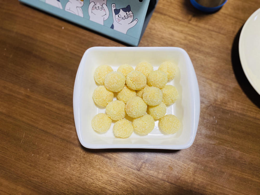 椰蓉小球