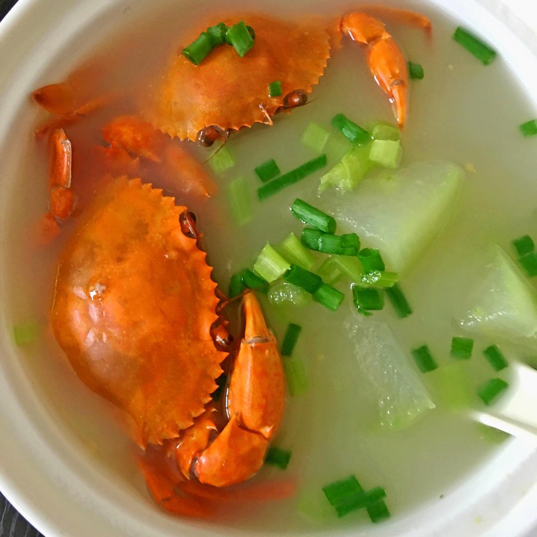 阿茹茹做的冬瓜螃蟹汤