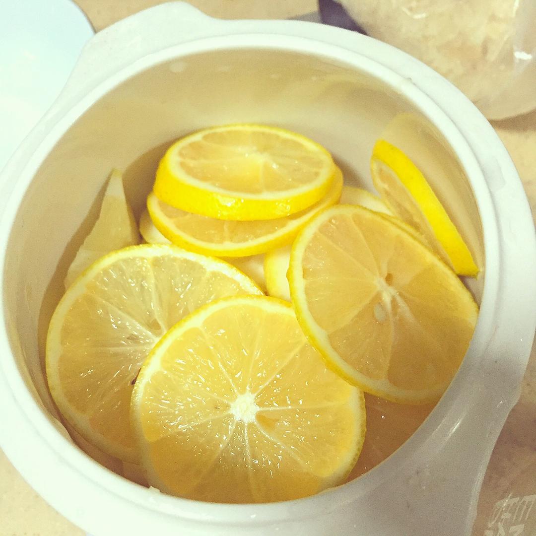 冰糖炖柠檬膏