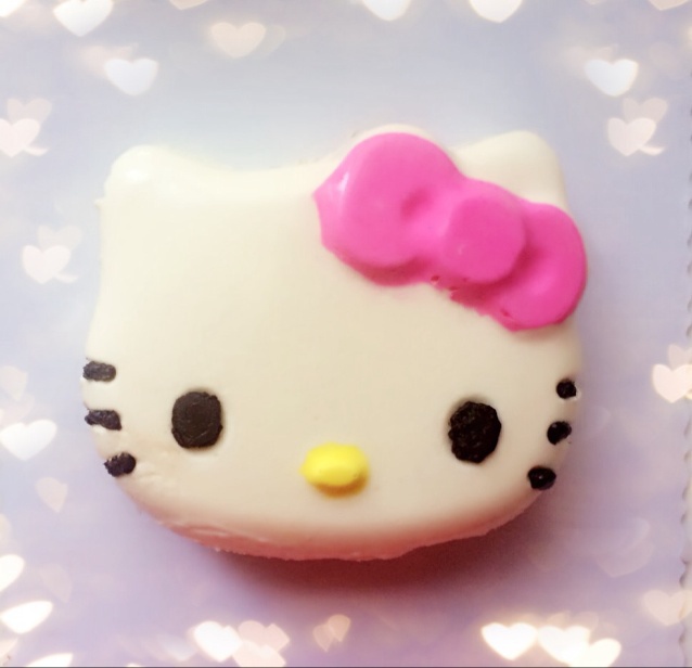hello kitty 立体主题蛋糕——酸奶奶酪蛋糕