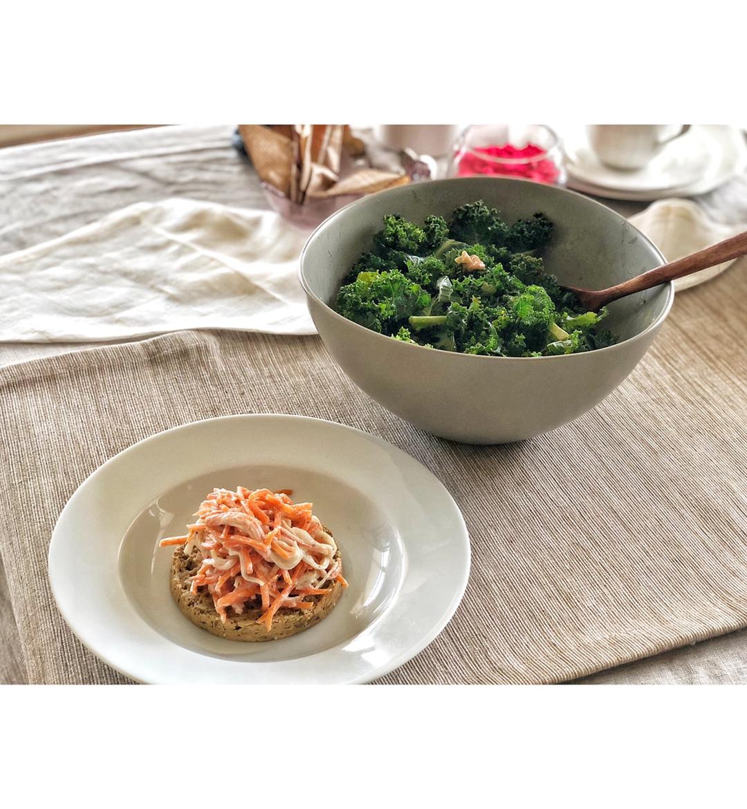 胡萝卜蟹柳丝温沙拉【健康小食】