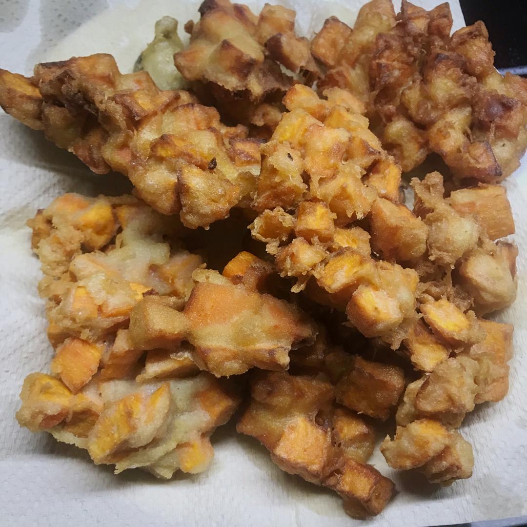 武汉传统小吃～苕（红薯）面窝