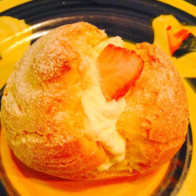 小山进——调皮的摇滚泡芙