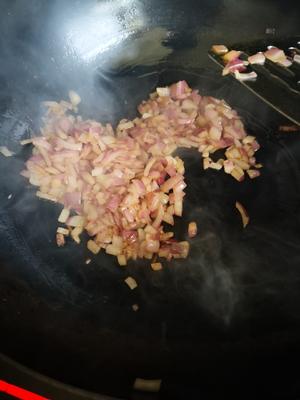 咖喱牛肉烩饭的做法 步骤3