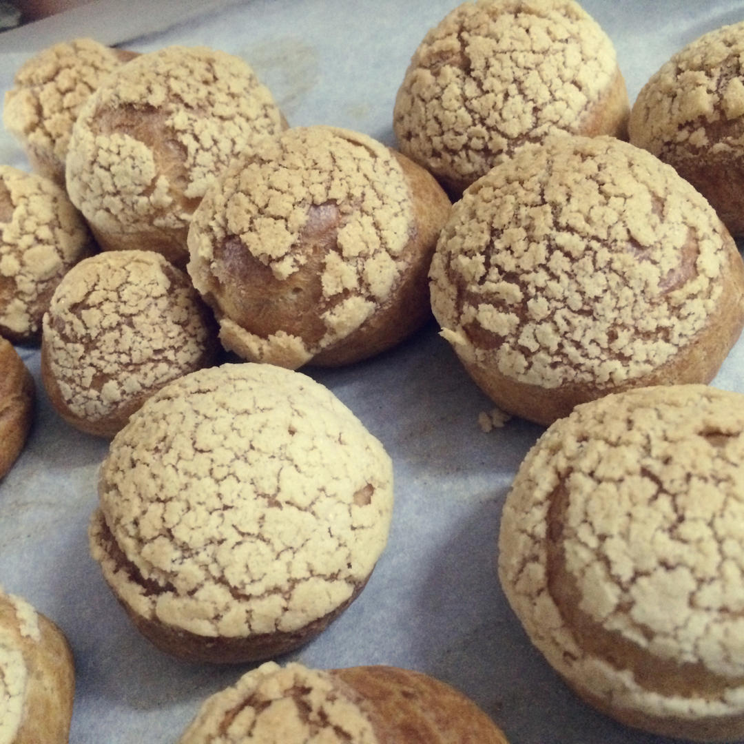 酥皮奶油泡芙--#皮黑森林#