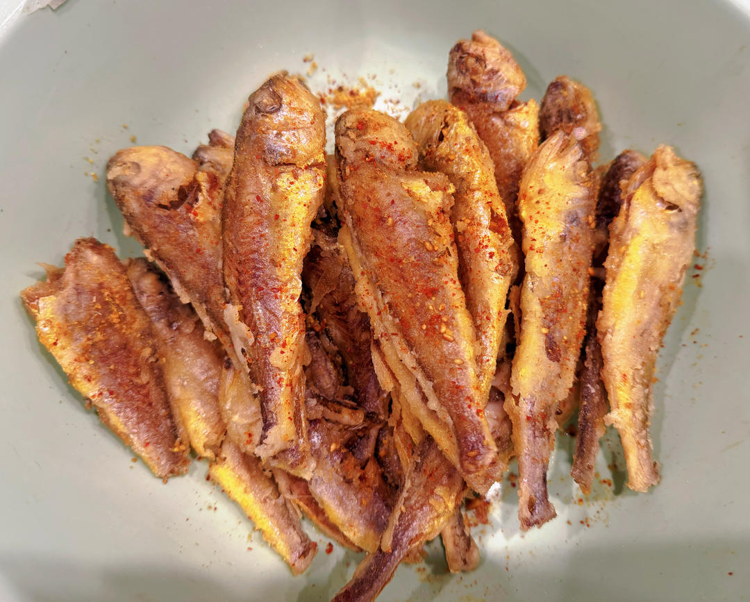 好吃到骨头都酥的小黄鱼
