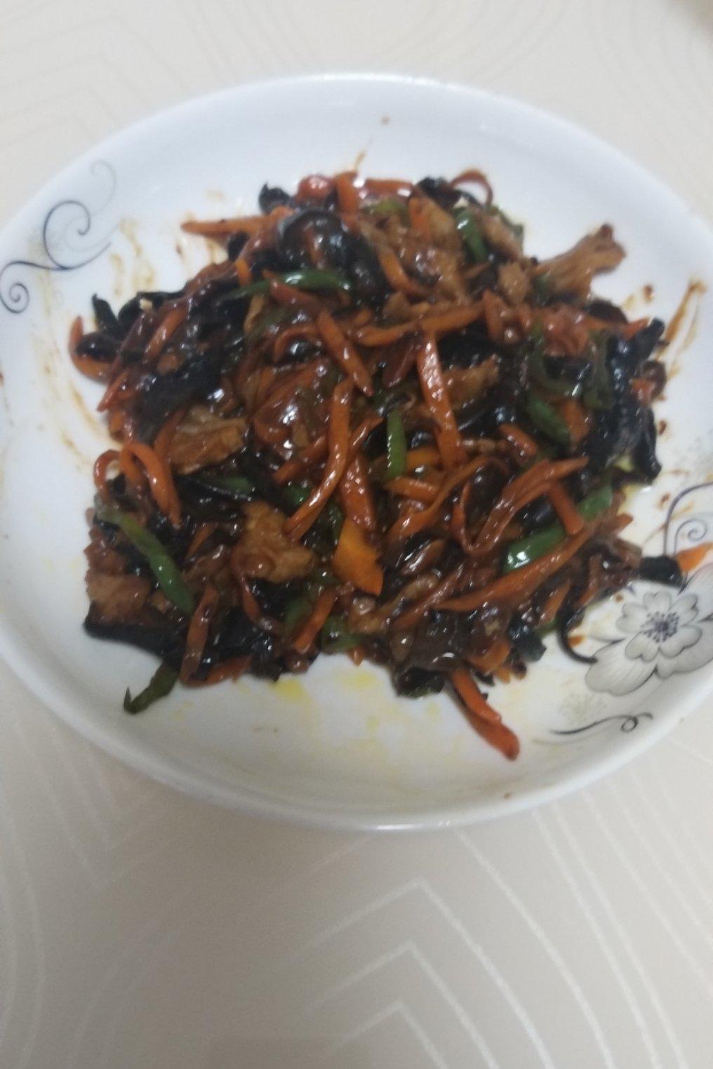 【原创】超下饭的家常川菜-鱼香肉丝（北方口味改良版）