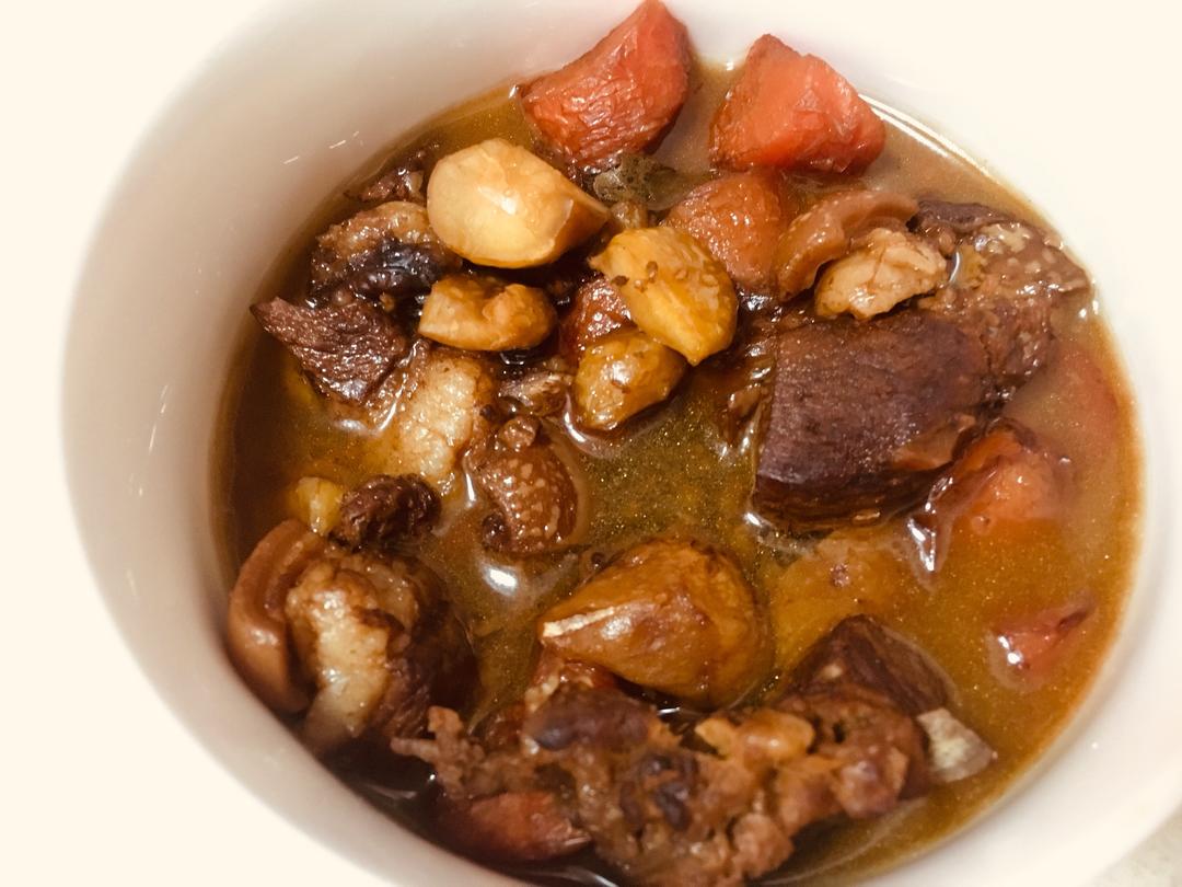 胡萝卜羊肉煲