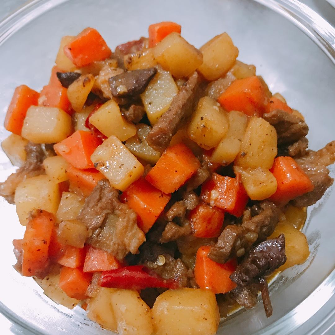 红烧牛肉土豆 （独家秘制）