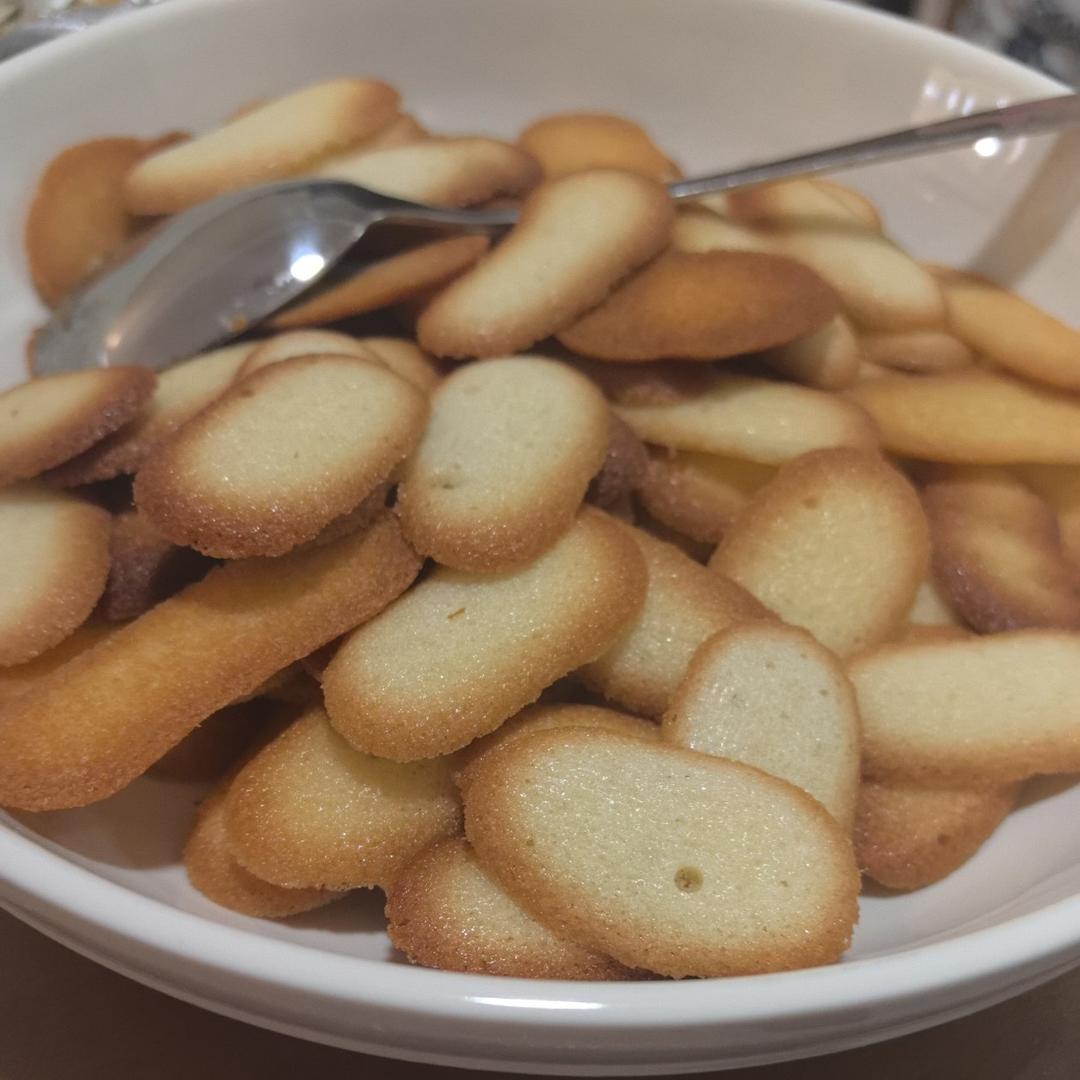 香脆法式经典猫舌头饼干|简单快手|消耗蛋白