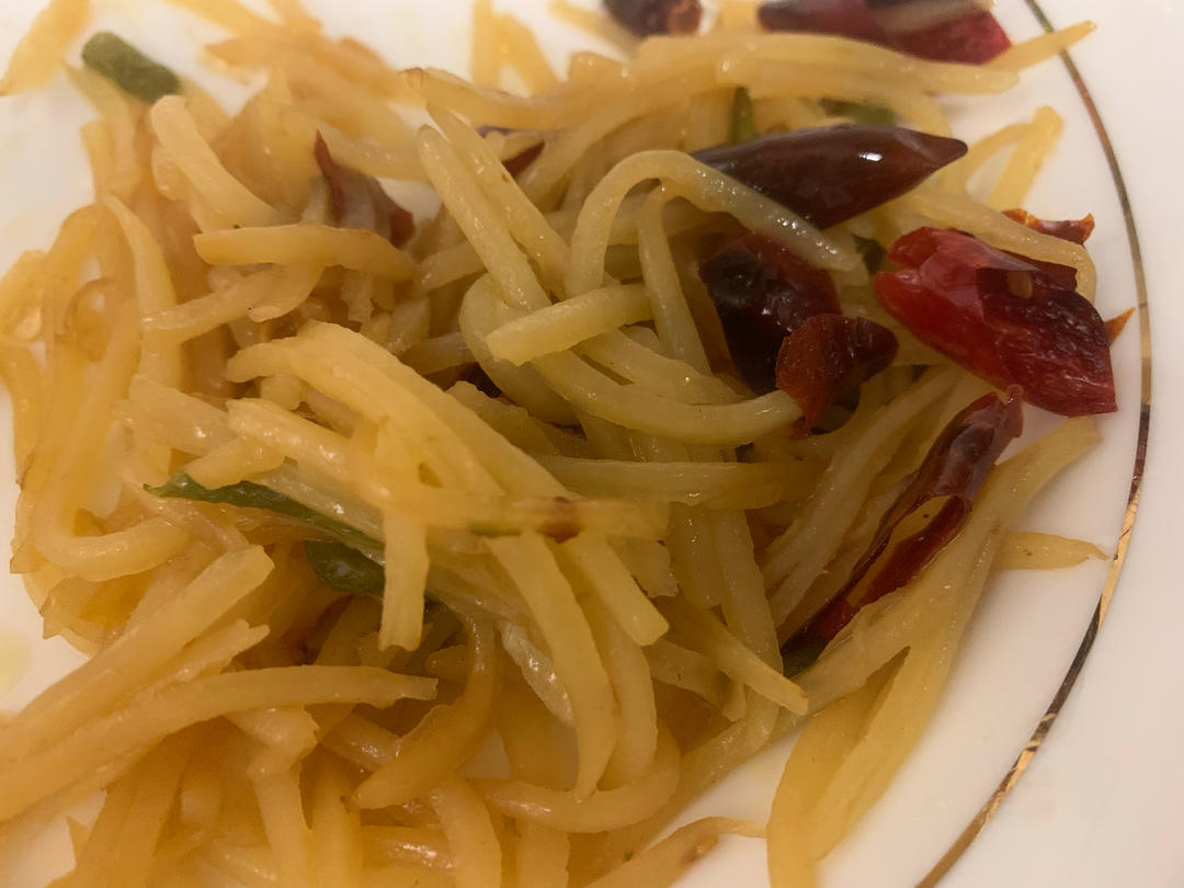 酸辣土豆丝的家常做法 超级下饭