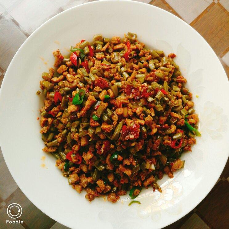 肉沫豆角下饭菜