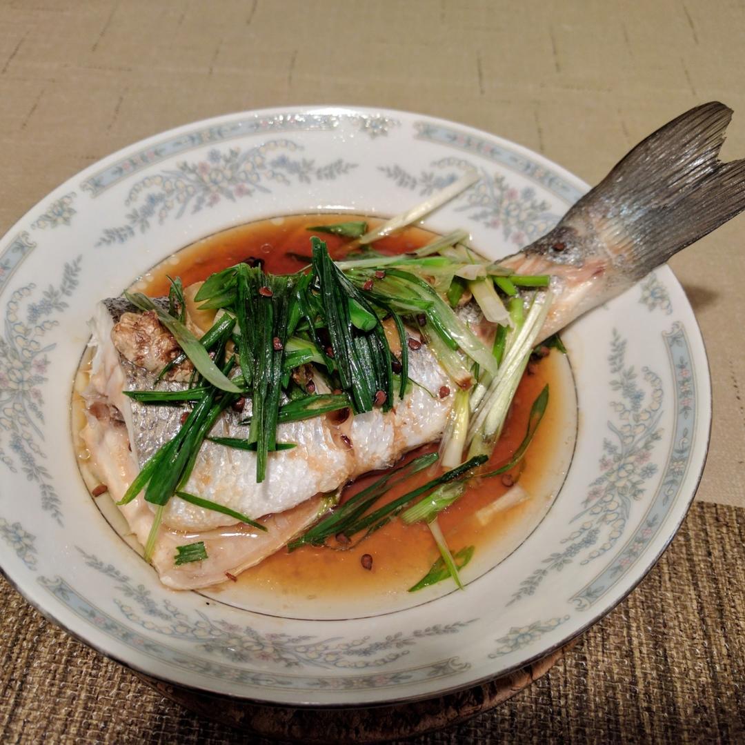清蒸鲈鱼