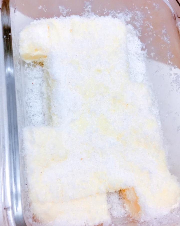 完胜85度C牛奶椰丝小方
