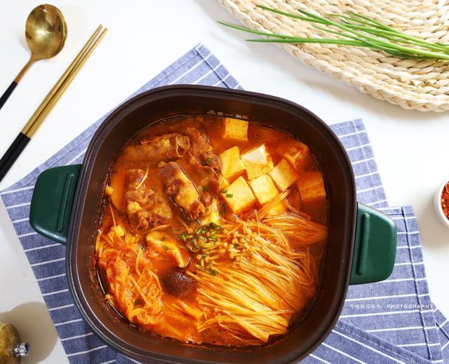 泡菜肥牛豆腐锅,韩料干饭榜排名第一#东菱空气炸锅#的做法