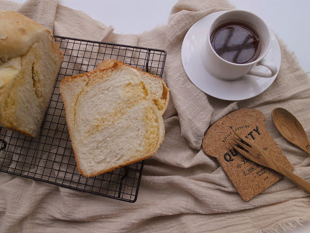 用面包机做辫子椰蓉面包的做法