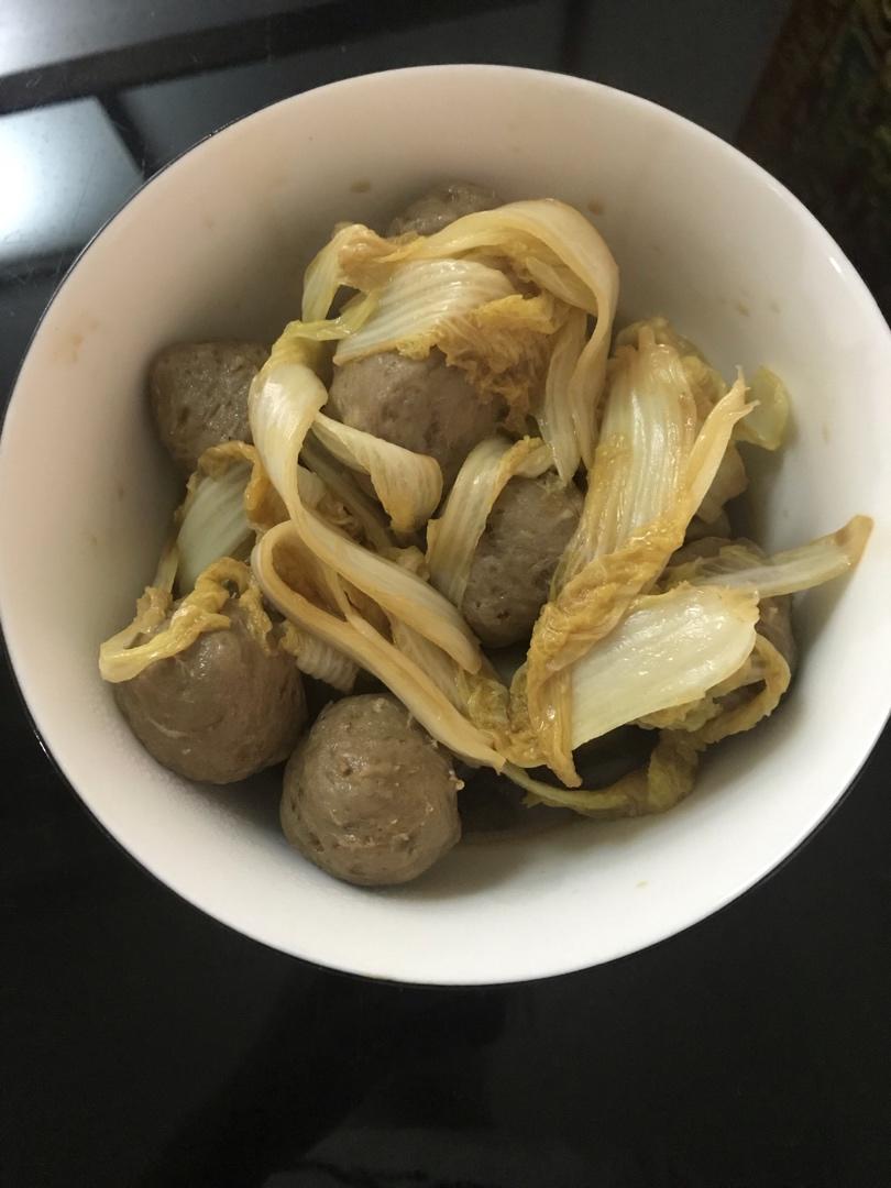 大白菜烧自制口感Q弹肉丸子
