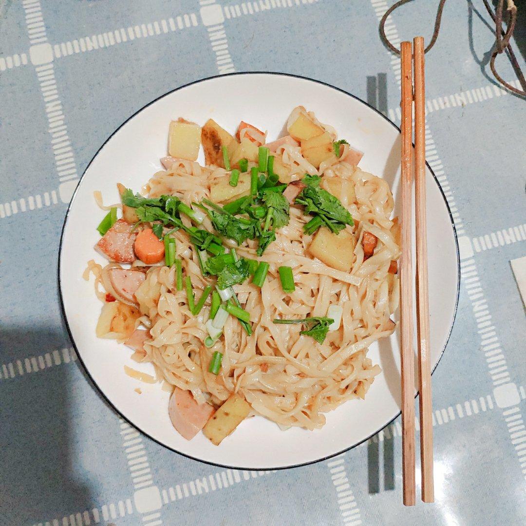 土豆焖面