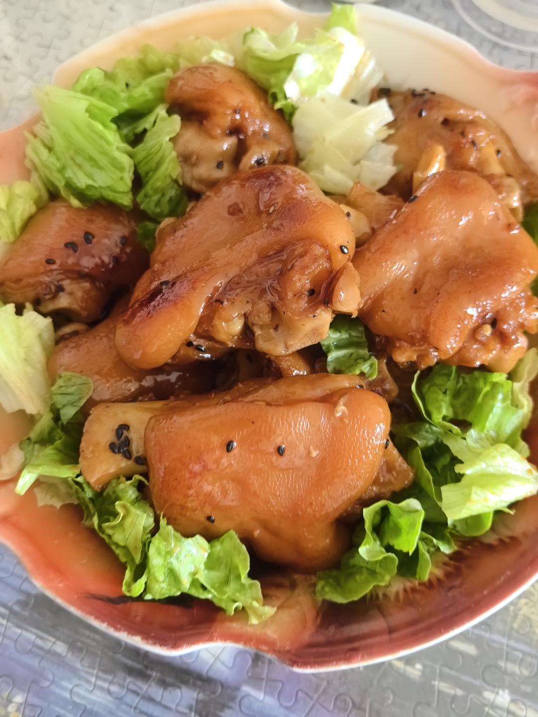 巧做香辣美容蹄